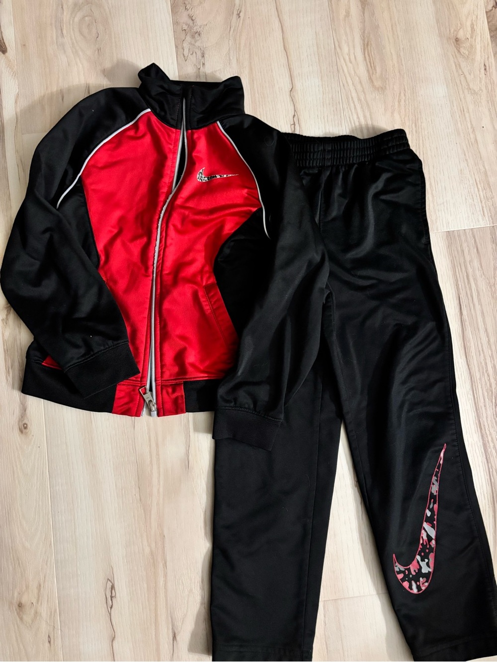 Boy Nike outfit size 6